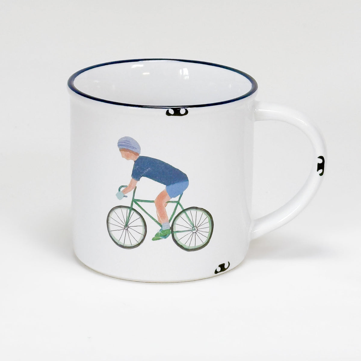 Keramiktasse, handbemalt mit einem Rennradfahrer